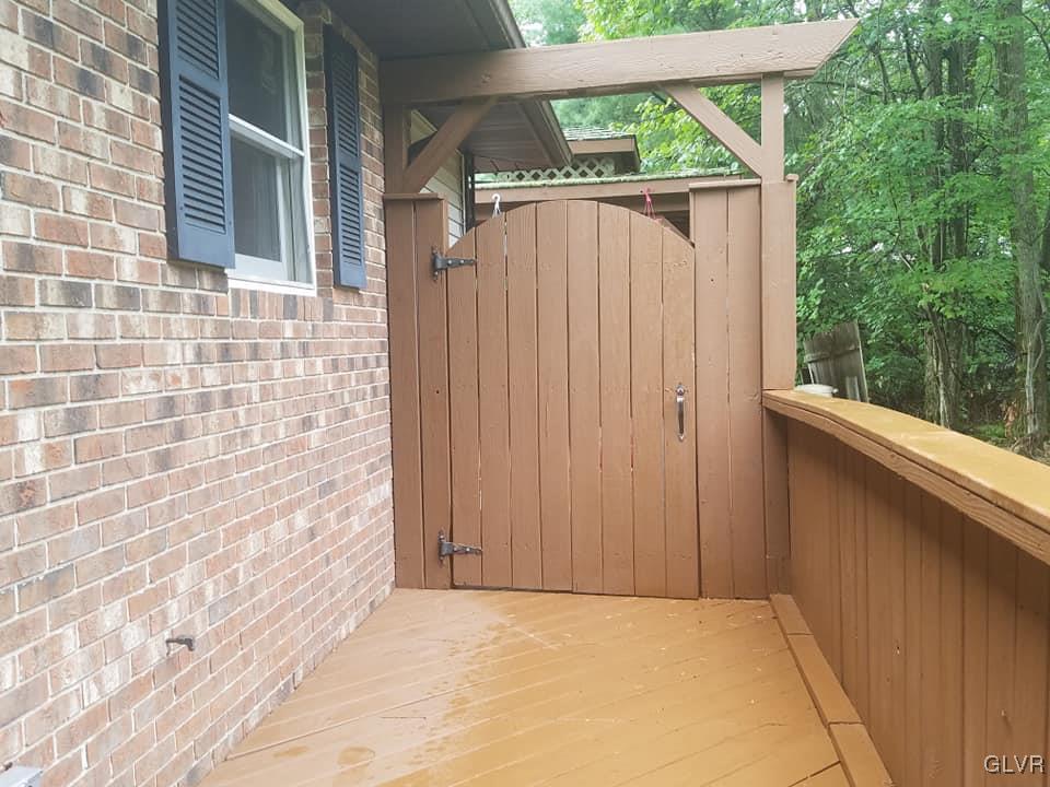 47 Seneca Road Mount Pocono, PA 18344 - Photo 2 of 22