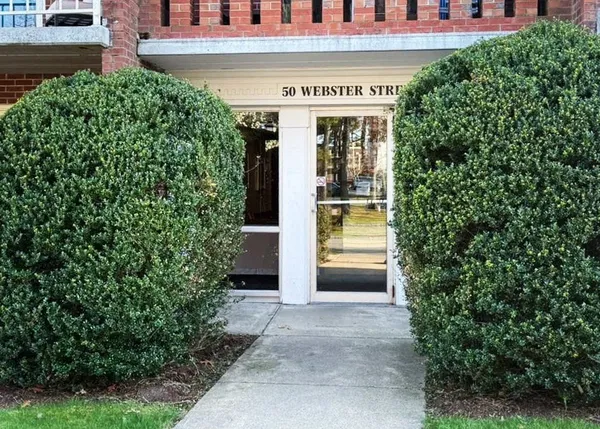 $359,900 | 50 Webster Street, Unit 104, Weymouth, MA 02190