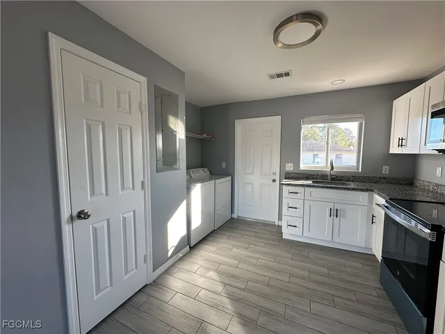 $1,195 | 137-139 Gordon Avenue South, Unit 139, Lehigh Acres, FL 33973