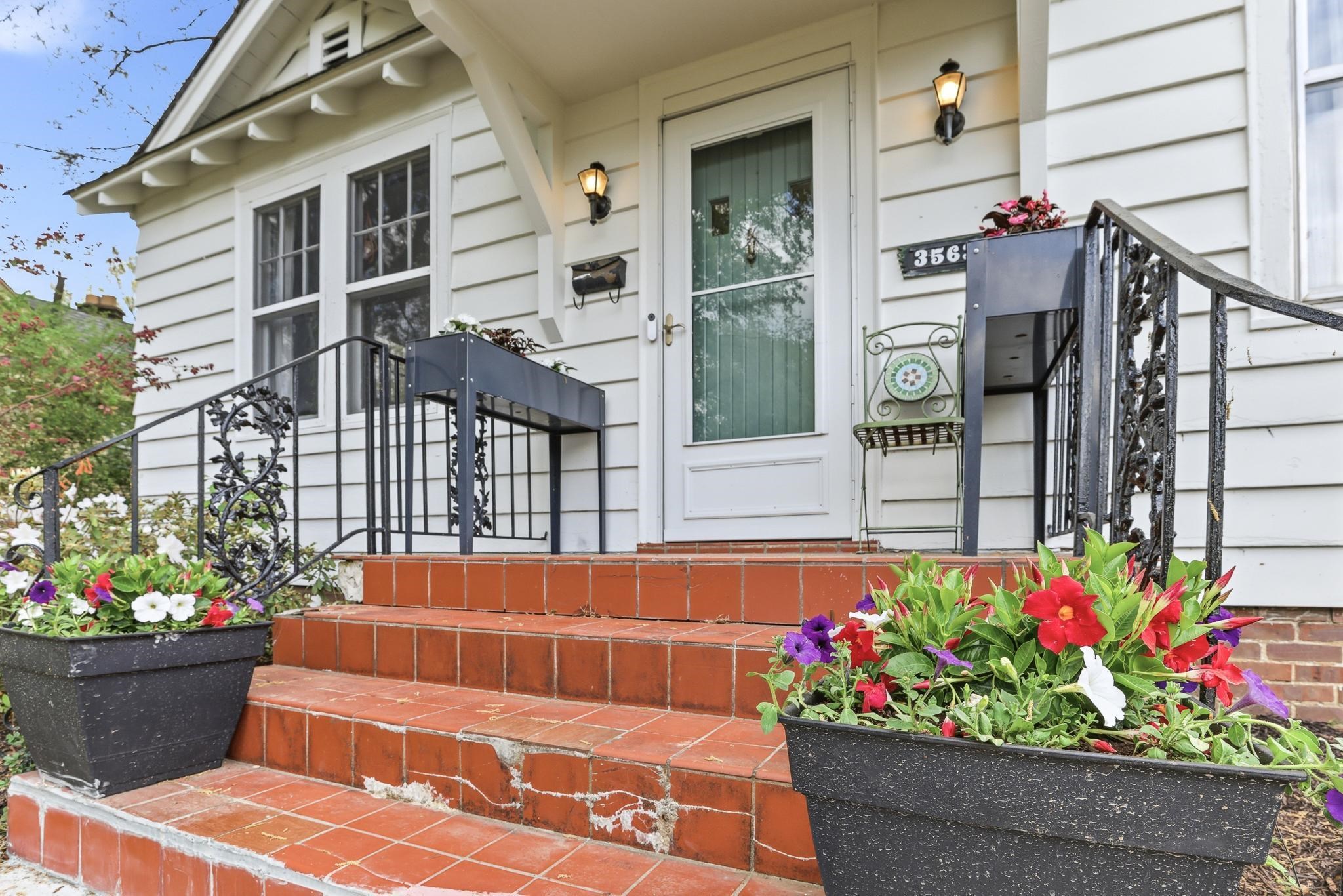 3563 Powell Avenue Memphis, TN 38122 - Photo 3 of 40