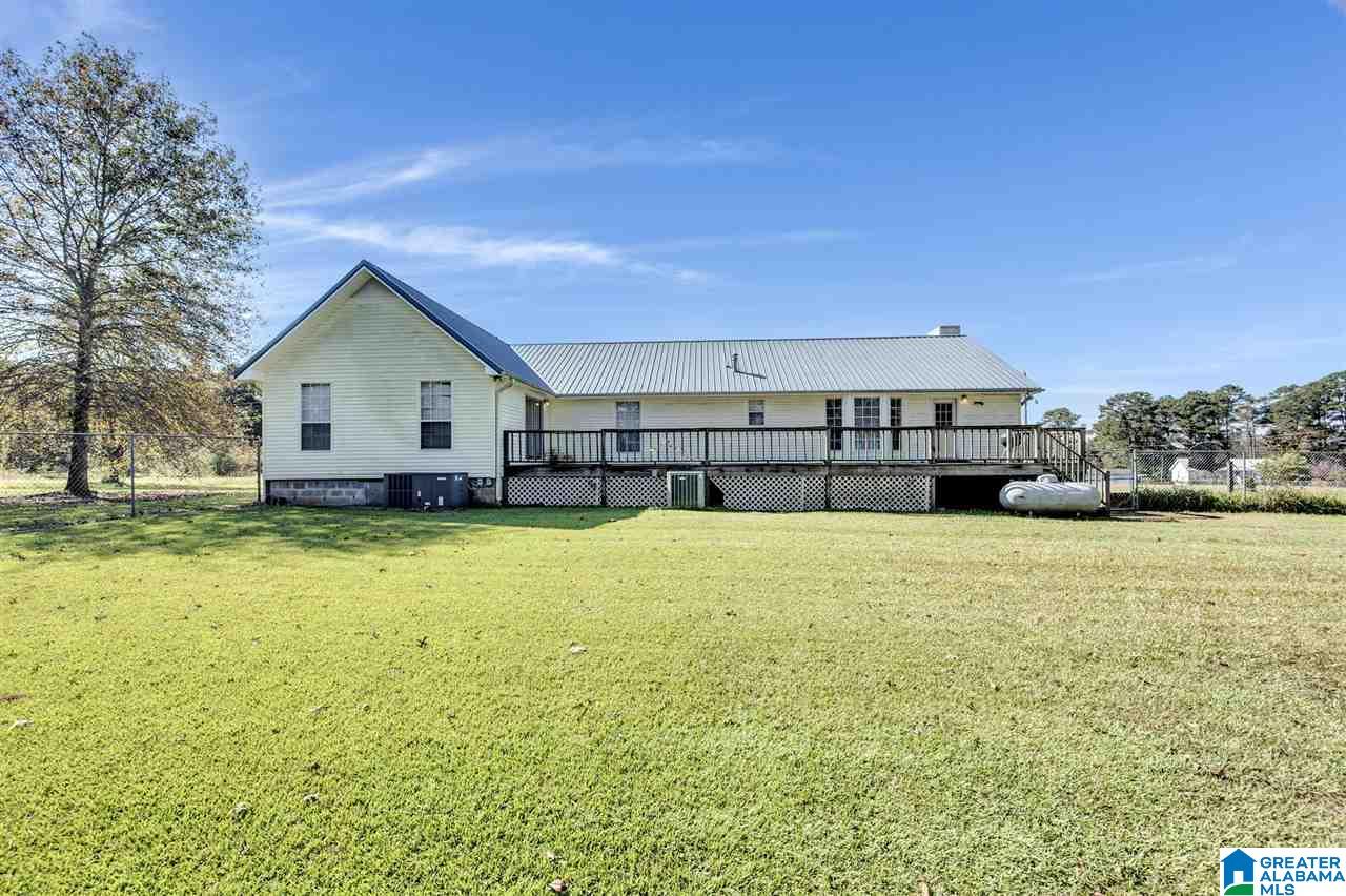 394 George Headley Road Locust Fork, AL 35097 - Photo 4 of 33
