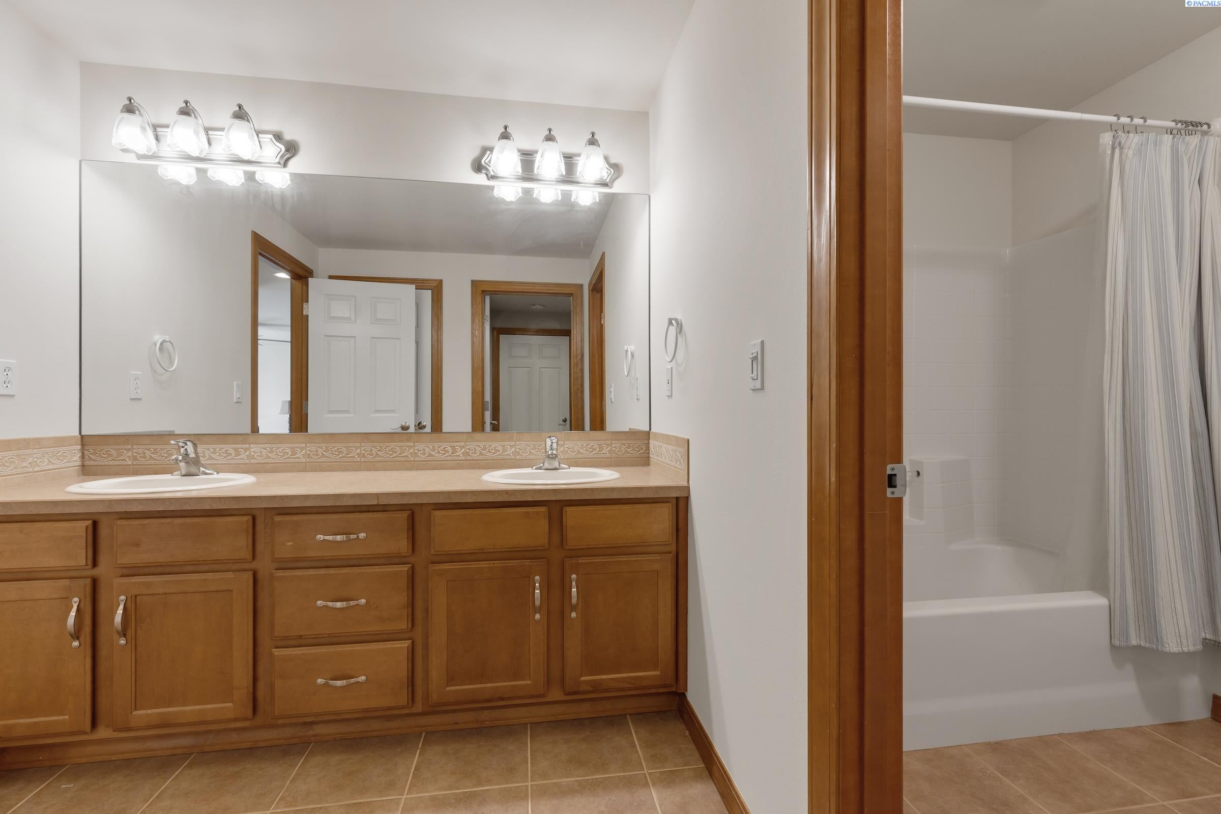 2690 Katie Road Kennewick, WA 99338 - Photo 33 of 50 Gallery Image 33