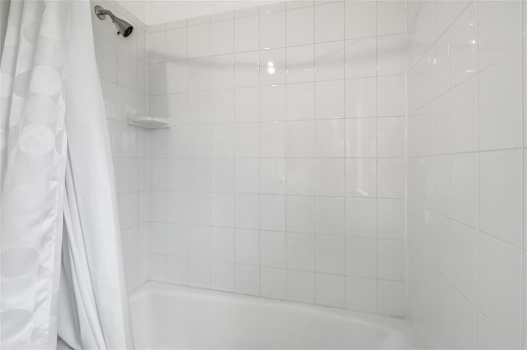 1001 Fox Chapel Road Pittsburgh, PA 15238 - Photo 42 of 50 a bathroom with a shower