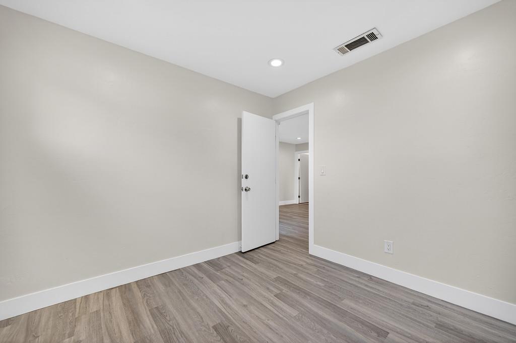 7517 Farmgate Way Citrus Heights, CA 95610 - Photo 22 of 35 a view of an empty room