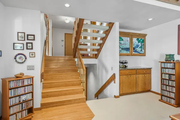 $499,900 | 7412 Cedar Creek Trail, Madison, WI 53717