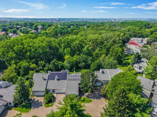 $499,900 | 7412 Cedar Creek Trail, Madison, WI 53717