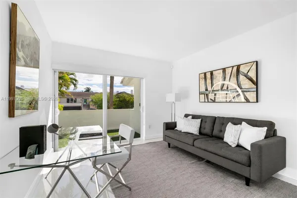 $47,500 | 6832 Sunrise Court, Coral Gables, FL 33133