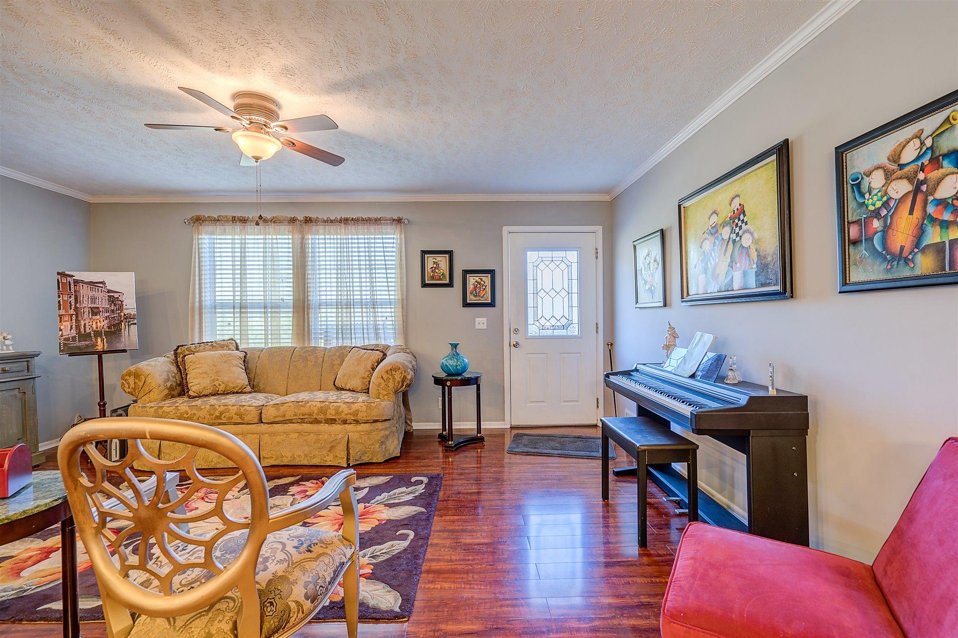 25 Angle Plantation Road Rocky Mount, VA 24151 - Photo 3 of 29 03-DSC00031_2_3_4_5