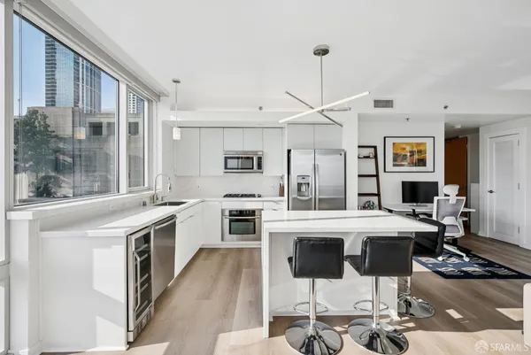 $7,000 | 501 Beale Street, Unit L7H, San Francisco, CA 94105