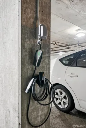 $7,000 | 501 Beale Street, Unit L7H, San Francisco, CA 94105