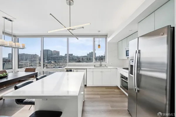 $7,000 | 501 Beale Street, Unit L7H, San Francisco, CA 94105