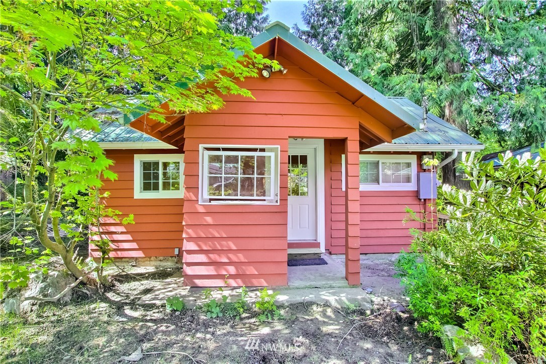 20110 Crystal Springs Road Granite Falls, WA 98252 - Photo 1 of 36 Gallery Image 1