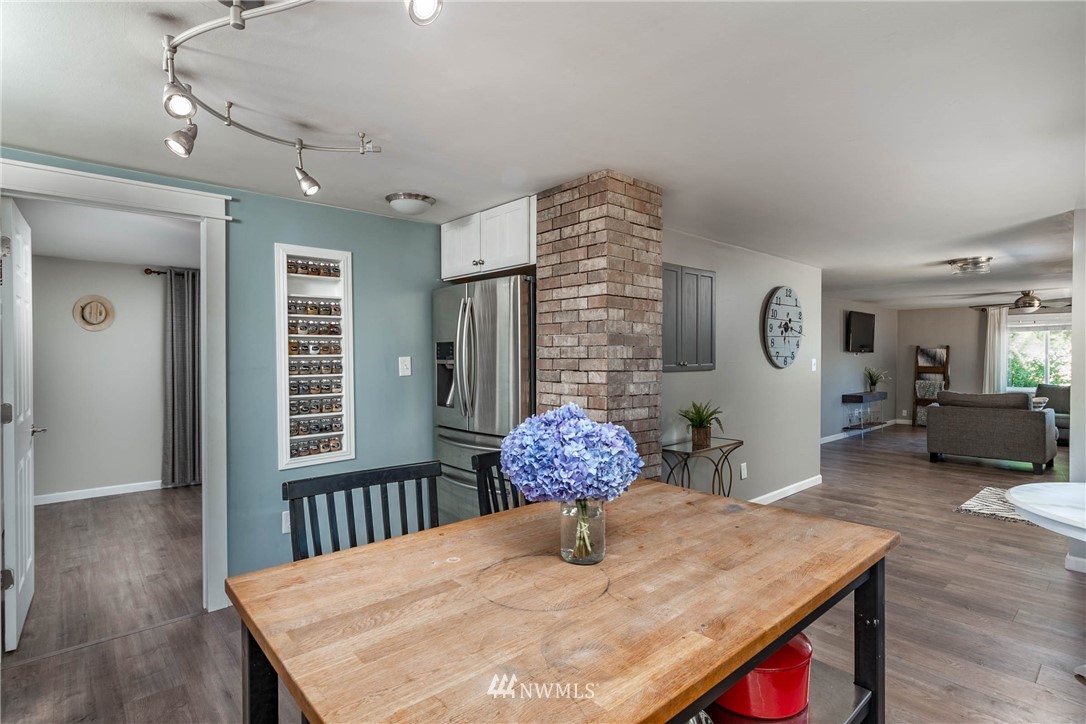 1845 Fort Nugent Road Oak Harbor, WA 98277 - Photo 11 of 33 Gallery Image 11