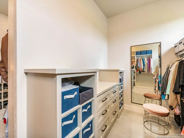 $1,700,000 | 497 Cypress Fls Road, Utopia, TX 78884