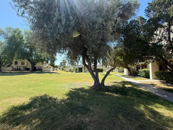 $2,450 | 7845 East Valley Vista Drive, Scottsdale, AZ 85250