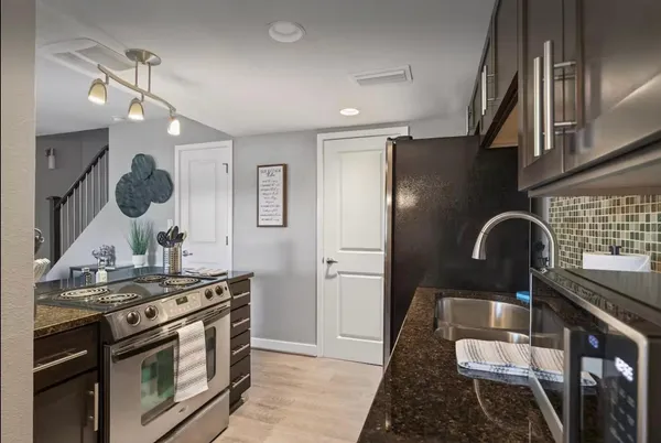 $2,450 | 7845 East Valley Vista Drive, Scottsdale, AZ 85250