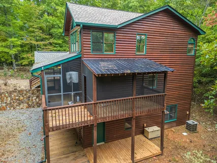 $625,000 | 380 Oak Ridge Way, Morganton, GA 30560