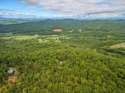 $625,000 | 380 Oak Ridge Way, Morganton, GA 30560