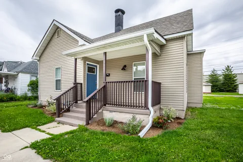$189,900 | 150 East Pennsylvania Street, Shelbyville, IN 46176