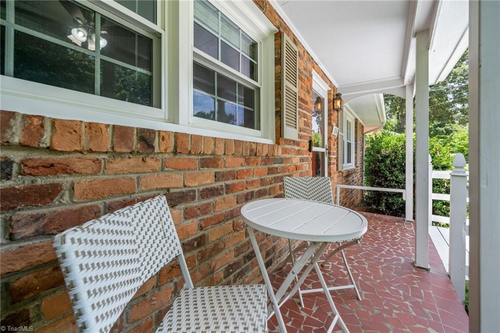 1650 Sandersted Road Southwest Winston-Salem, NC 27103 - Photo 4 of 43 Gallery Image 4