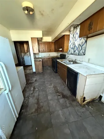 $99,000 | 1371 Washington Street, Carlyle, IL 62231