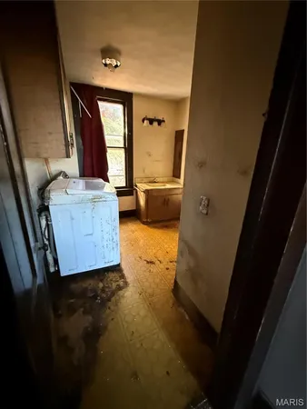 $45,000 | 1371 Washington Street, Carlyle, IL 62231