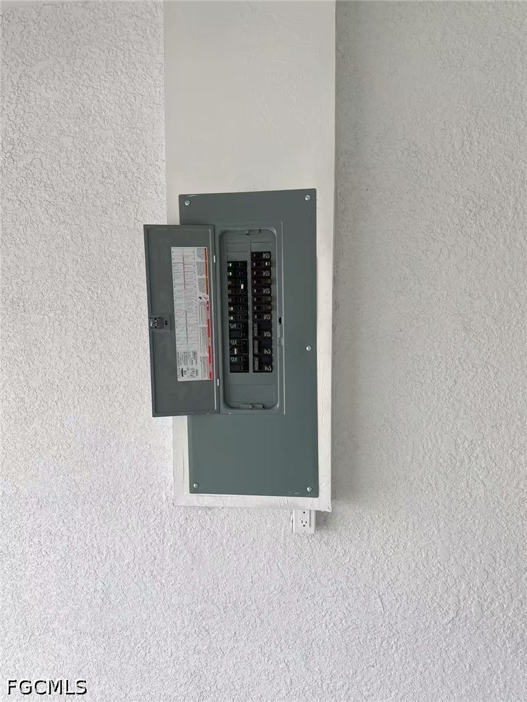 3705 26th Street Southwest Lehigh Acres, FL 33976 - Photo 25 of 29