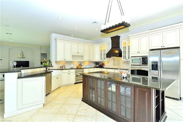 $10,500 | 634 Soliel Drive, Naples, FL 34110