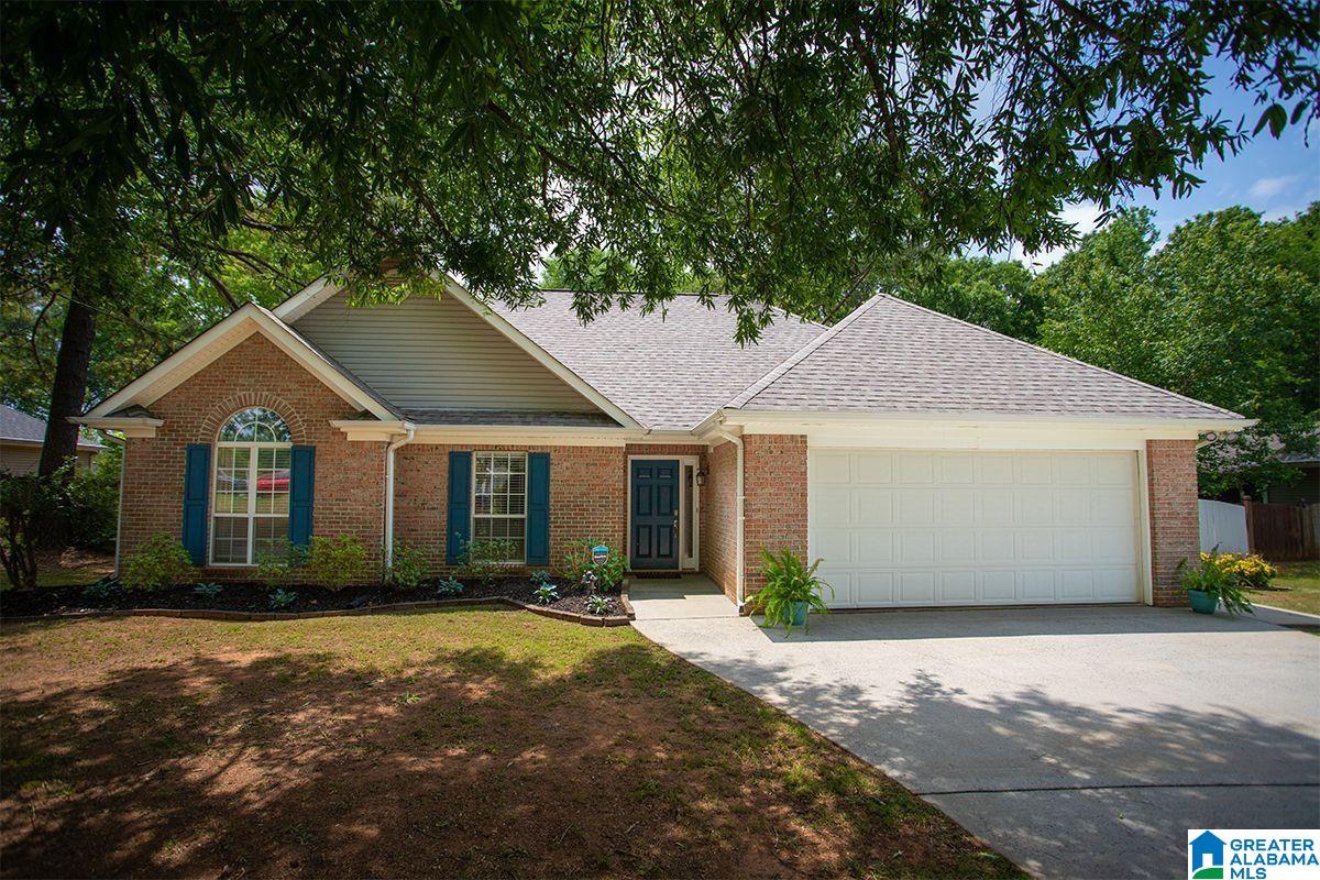 227 Meadowlark Drive Alabaster, AL 35007 - Photo 2 of 38