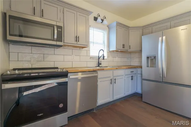 $119,900 | 2914 Pershing Boulevard, Granite City, IL 62040