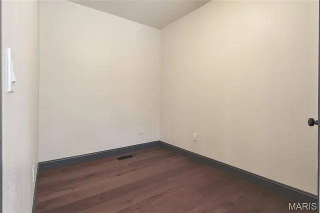 $119,900 | 2914 Pershing Boulevard, Granite City, IL 62040