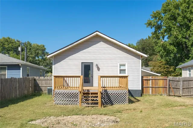 $119,900 | 2914 Pershing Boulevard, Granite City, IL 62040