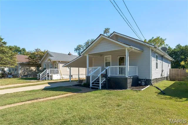 $119,900 | 2914 Pershing Boulevard, Granite City, IL 62040