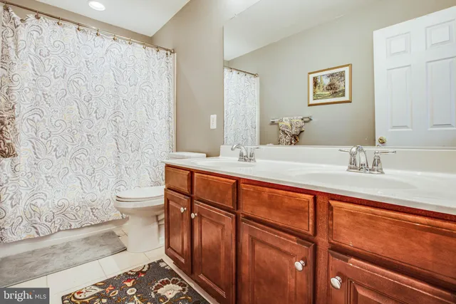 $599,000 | 1205 Saunders Drive, Fredericksburg, VA 22401