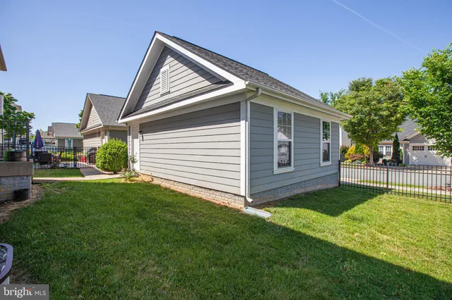 $599,000 | 1205 Saunders Drive, Fredericksburg, VA 22401