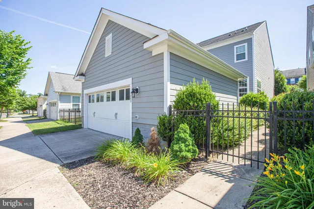 $599,000 | 1205 Saunders Drive, Fredericksburg, VA 22401