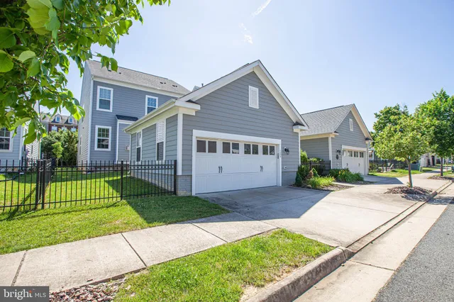 $599,000 | 1205 Saunders Drive, Fredericksburg, VA 22401