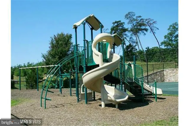 $599,000 | 1205 Saunders Drive, Fredericksburg, VA 22401