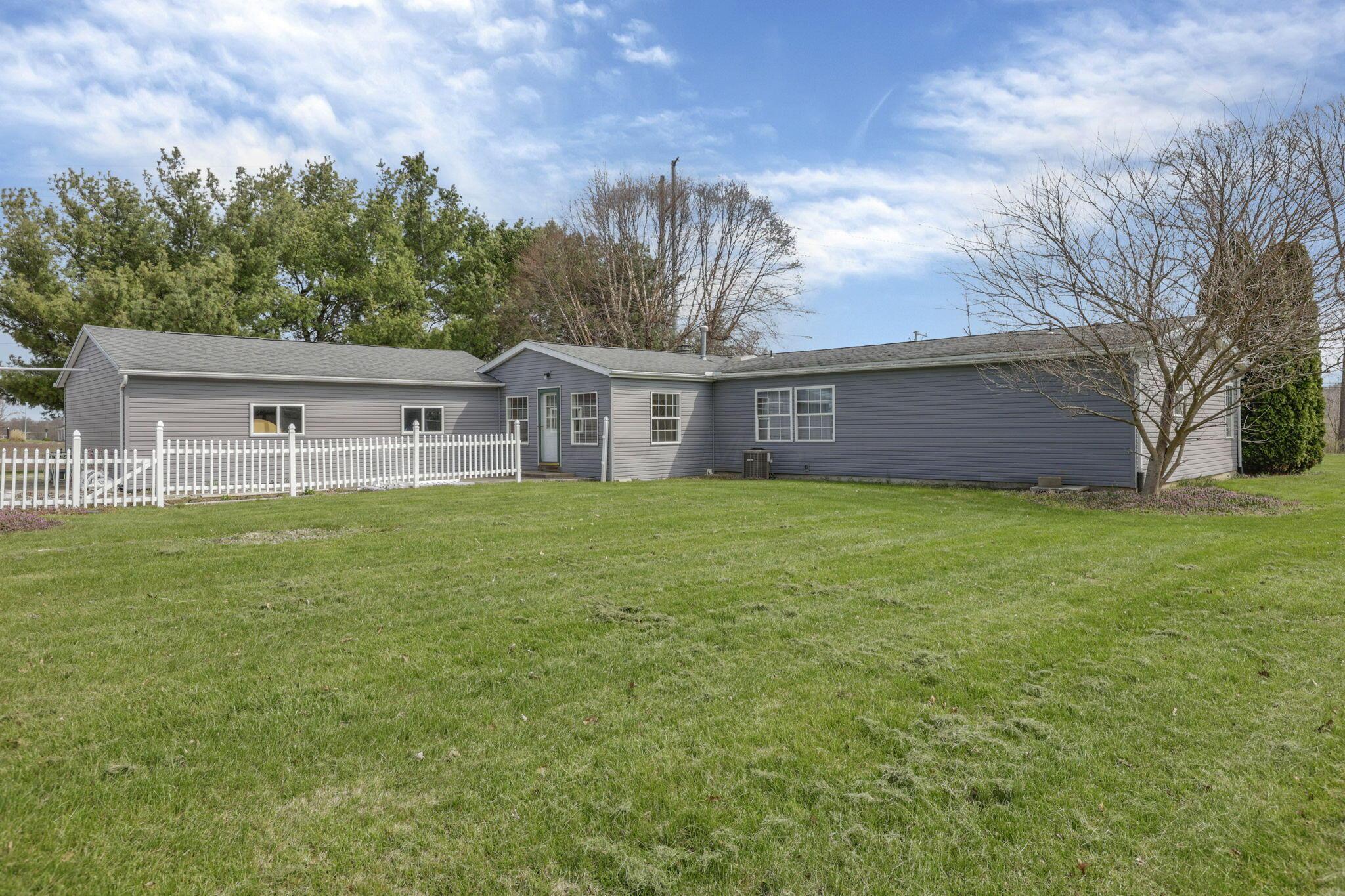 895 Becks Knob Road Southwest Lancaster, OH 43130 - Photo 7 of 71