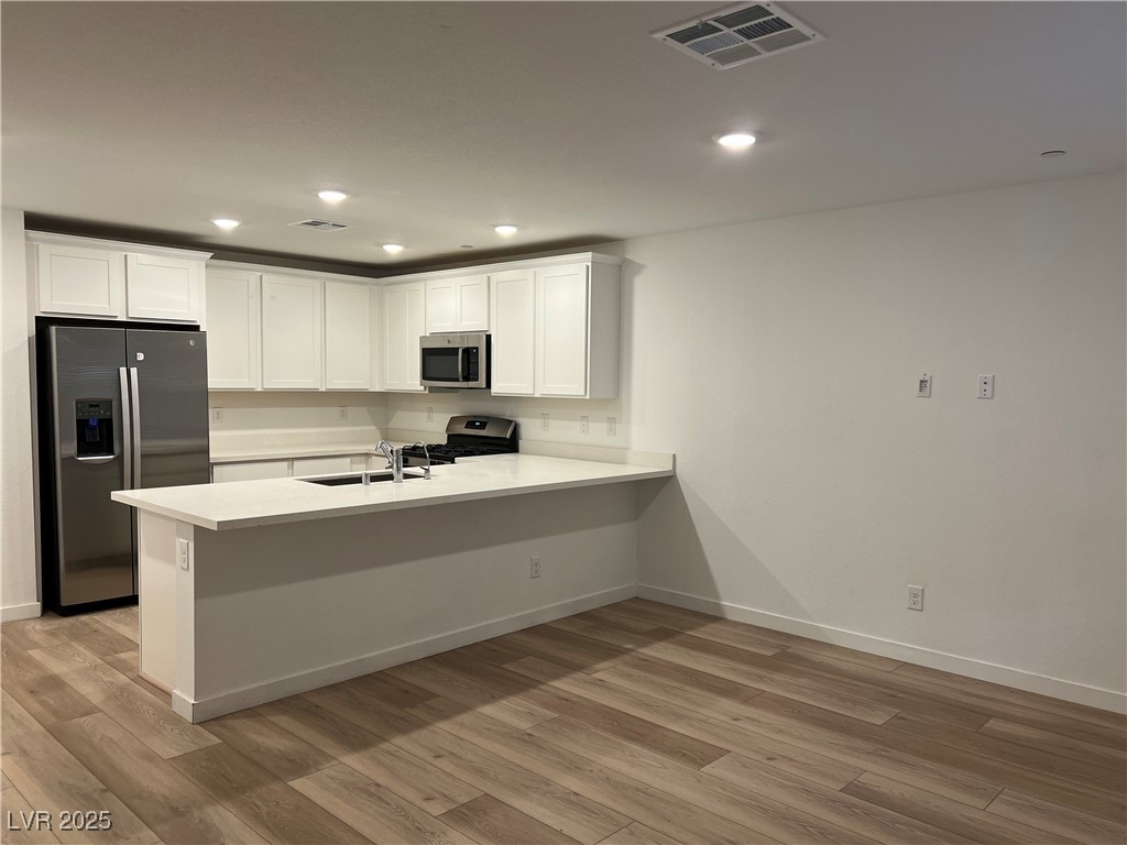 10772 Benhill Grove Las Vegas, NV 89166 - Photo 3 of 18