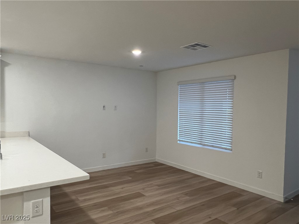 10772 Benhill Grove Las Vegas, NV 89166 - Photo 5 of 18