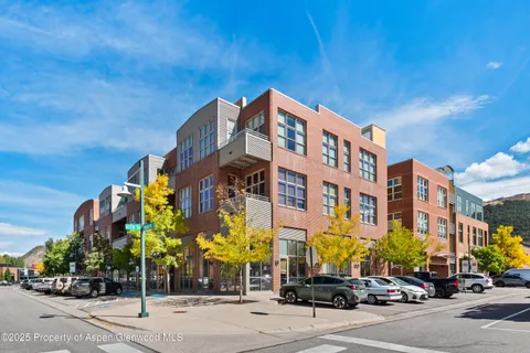 $875,000 | 231 Robinson Street, Unit R340, Basalt, CO 81621