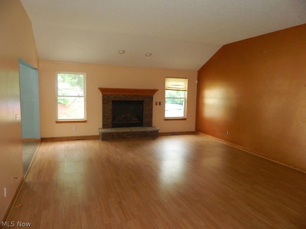 5949 Stumph Road Parma Heights, OH 44130 - Photo 6 of 22
