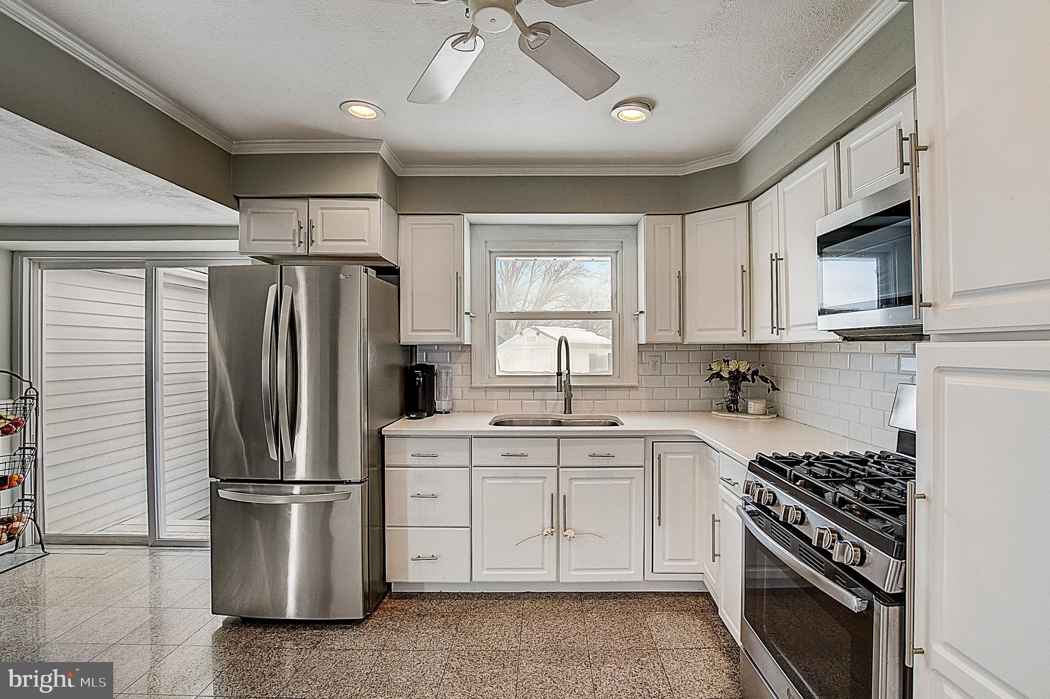 46 Sunset Boulevard Hamilton, NJ 08690 - Photo 18 of 31