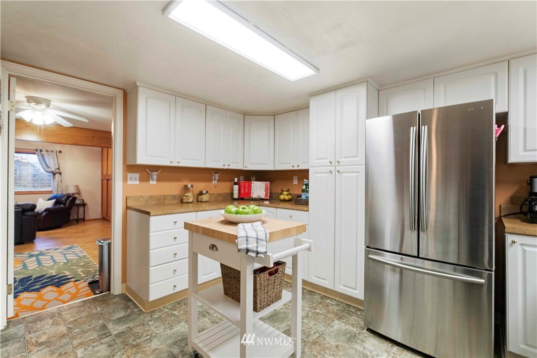 1574 Collins Road Buckley, WA 98321 - Photo 14 of 30