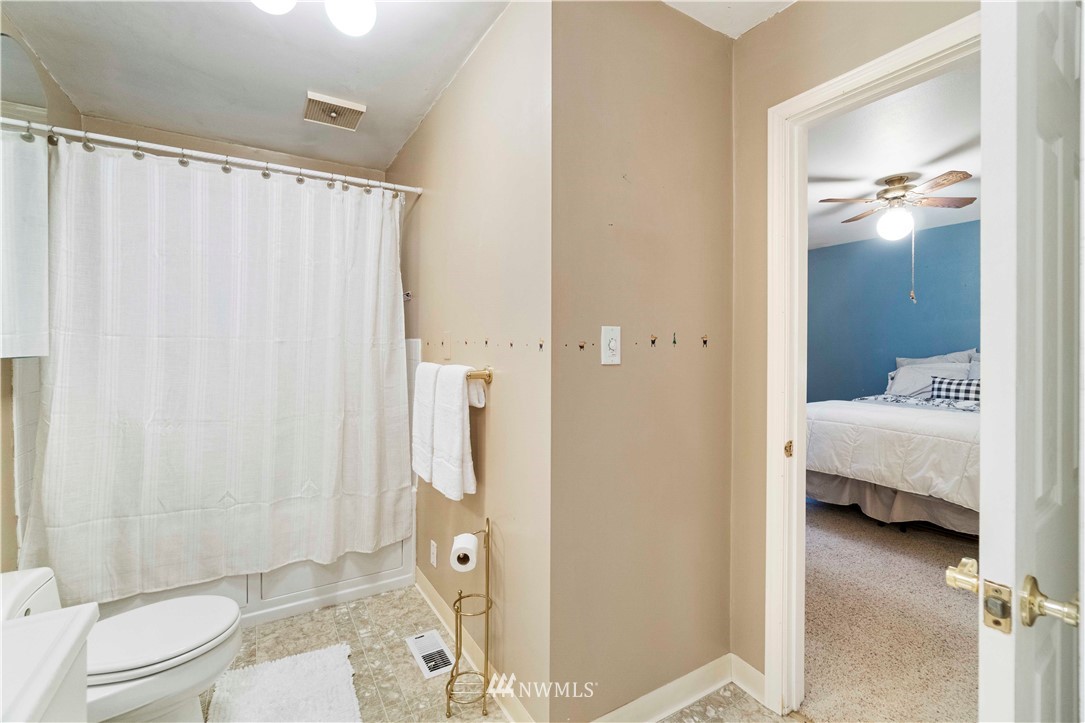 1574 Collins Road Buckley, WA 98321 - Photo 20 of 30