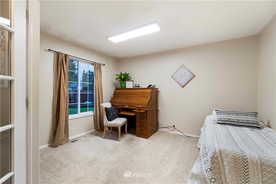 1574 Collins Road Buckley, WA 98321 - Photo 23 of 30