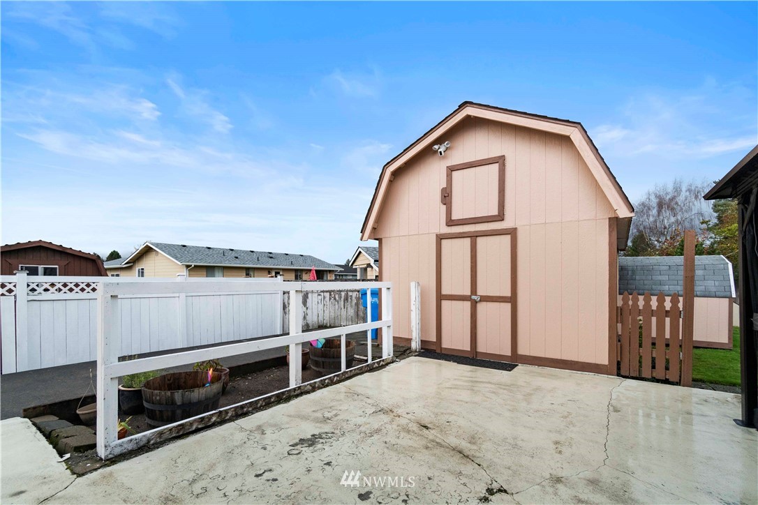 1574 Collins Road Buckley, WA 98321 - Photo 28 of 30
