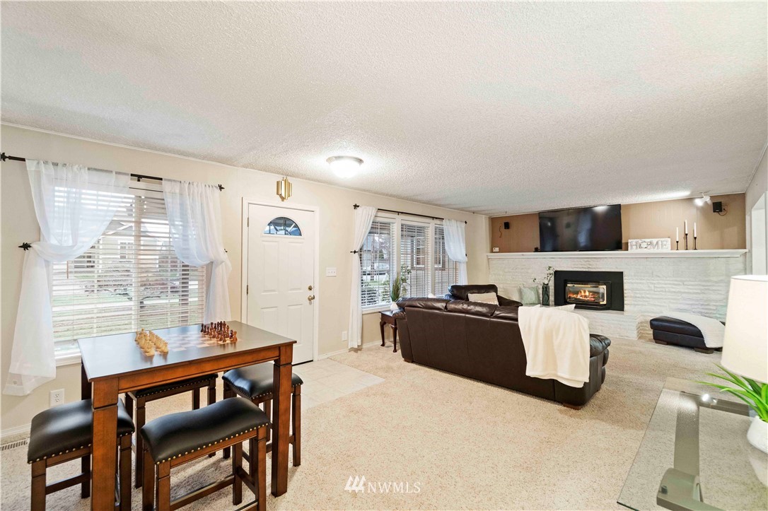 1574 Collins Road Buckley, WA 98321 - Photo 5 of 30