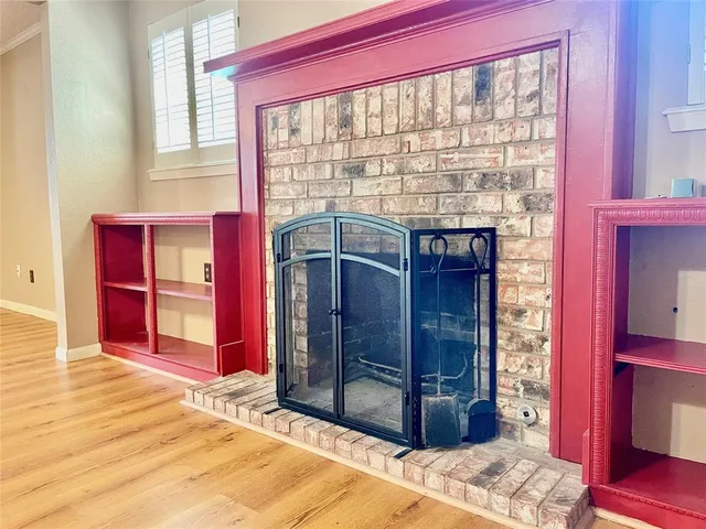 a view of livingroom with furniture and window
